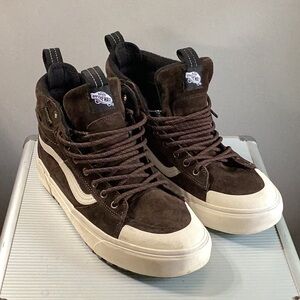 Vans high top MTE brown size 10